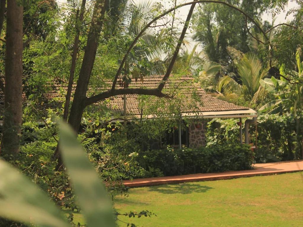 Red House 3Bhk Villa Karjat Dış mekan fotoğraf